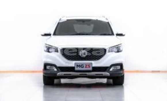 Buy Used MG ZS White Car in Bangkok in Bangkok Buy Used MG ZS White Car in Bangkok in Bangkok