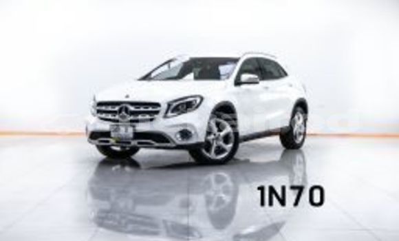 Buy Used Mercedes-Benz GLA-klasse White Car in Bangkok in Bangkok Buy Used Mercedes-Benz GLA-klasse White Car in Bangkok in Bangkok