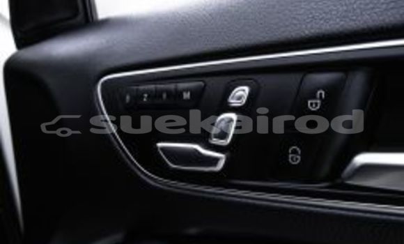 Buy Used Mercedes-Benz GLA-klasse White Car in Bangkok in Bangkok Buy Used Mercedes-Benz GLA-klasse White Car in Bangkok in Bangkok