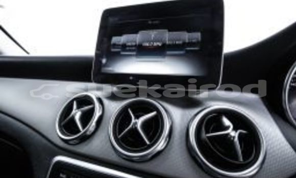 Buy Used Mercedes-Benz GLA-klasse White Car in Bangkok in Bangkok Buy Used Mercedes-Benz GLA-klasse White Car in Bangkok in Bangkok
