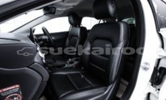 Buy Used Mercedes-Benz GLA-klasse White Car in Bangkok in Bangkok Buy Used Mercedes-Benz GLA-klasse White Car in Bangkok in Bangkok