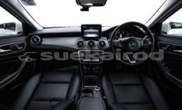 Buy Used Mercedes-Benz GLA-klasse White Car in Bangkok in Bangkok Buy Used Mercedes-Benz GLA-klasse White Car in Bangkok in Bangkok