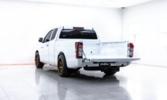 ซื้อ รถมือสอง Isuzu D-Max ขาว รถยนต์ ใน %{เมือง} ใน กรุงเทพมหานคร ซื้อ รถมือสอง Isuzu D-Max ขาว รถยนต์ ใน %{เมือง} ใน กรุงเทพมหานคร