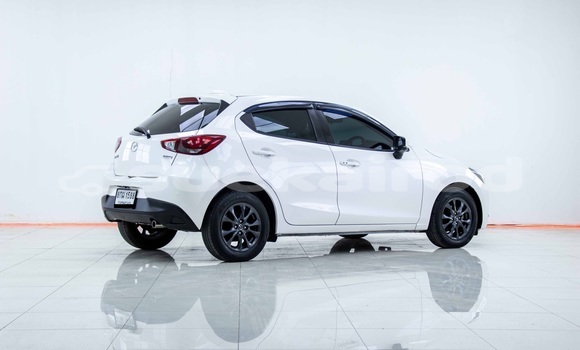 ซื้อ รถมือสอง Mazda 2 ขาว รถยนต์ ใน %{เมือง} ใน กรุงเทพมหานคร ซื้อ รถมือสอง Mazda 2 ขาว รถยนต์ ใน %{เมือง} ใน กรุงเทพมหานคร