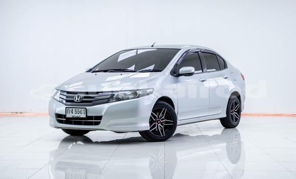 ซื้อ รถมือสอง Honda City อื่น ๆ รถยนต์ ใน %{เมือง} ใน กรุงเทพมหานคร