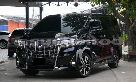 Buy Used Toyota Alphard Black Car in Bangkok in Bangkok