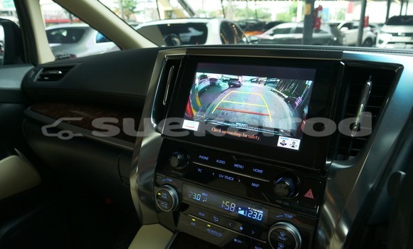 ซื้อ รถมือสอง Toyota Alphard สีดำ รถยนต์ ใน %{เมือง} ใน กรุงเทพมหานคร ซื้อ รถมือสอง Toyota Alphard สีดำ รถยนต์ ใน %{เมือง} ใน กรุงเทพมหานคร