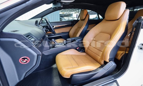 Buy Used Mercedes-Benz E-klasse White Car in Bangkok in Bangkok Buy Used Mercedes-Benz E-klasse White Car in Bangkok in Bangkok