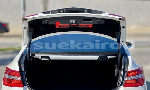 Buy Used Mercedes-Benz E-klasse White Car in Bangkok in Bangkok Buy Used Mercedes-Benz E-klasse White Car in Bangkok in Bangkok