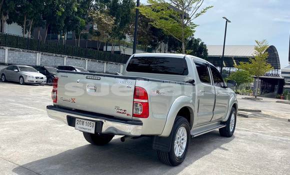 Buy Used Toyota Hiluxe VIGO Other Car in Bangkok in Bangkok Buy Used Toyota Hiluxe VIGO Other Car in Bangkok in Bangkok