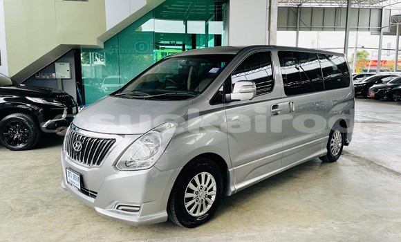 Buy Used Hyundai H1 Other Car in Bangkok in Bangkok