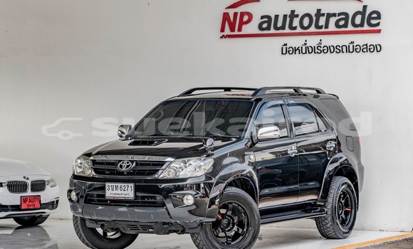 Buy Used Toyota Fortuner Black Car in Bangkok in Bangkok