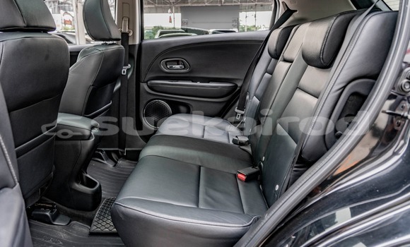 ซื้อ รถมือสอง Honda HR-V สีดำ รถยนต์ ใน %{เมือง} ใน กรุงเทพมหานคร ซื้อ รถมือสอง Honda HR-V สีดำ รถยนต์ ใน %{เมือง} ใน กรุงเทพมหานคร