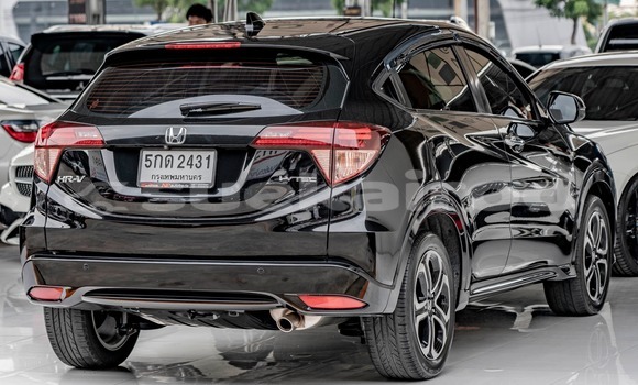 ซื้อ รถมือสอง Honda HR-V สีดำ รถยนต์ ใน %{เมือง} ใน กรุงเทพมหานคร ซื้อ รถมือสอง Honda HR-V สีดำ รถยนต์ ใน %{เมือง} ใน กรุงเทพมหานคร