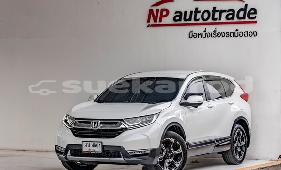ซื้อ รถมือสอง Honda CR-V ขาว รถยนต์ ใน %{เมือง} ใน กรุงเทพมหานคร