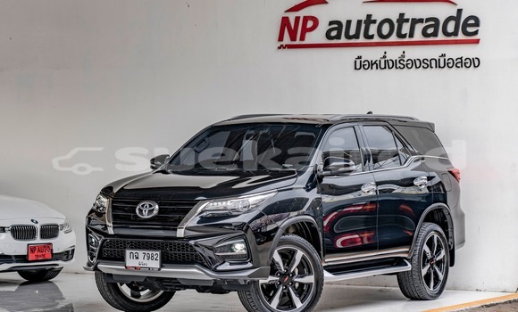 Buy Used Toyota Fortuner Black Car in Bangkok in Bangkok