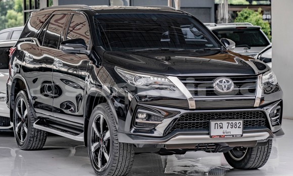 ซื้อ รถมือสอง Toyota Fortuner สีดำ รถยนต์ ใน %{เมือง} ใน กรุงเทพมหานคร ซื้อ รถมือสอง Toyota Fortuner สีดำ รถยนต์ ใน %{เมือง} ใน กรุงเทพมหานคร