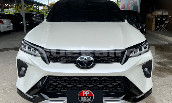 Buy Used Toyota Fortuner White Car in Songkhla in Songkhla Buy Used Toyota Fortuner White Car in Songkhla in Songkhla