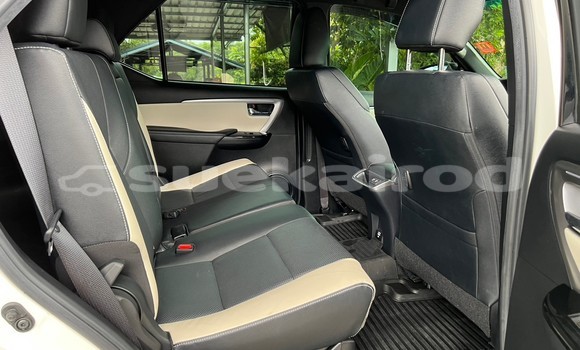 Buy Used Toyota Fortuner White Car in Songkhla in Songkhla Buy Used Toyota Fortuner White Car in Songkhla in Songkhla