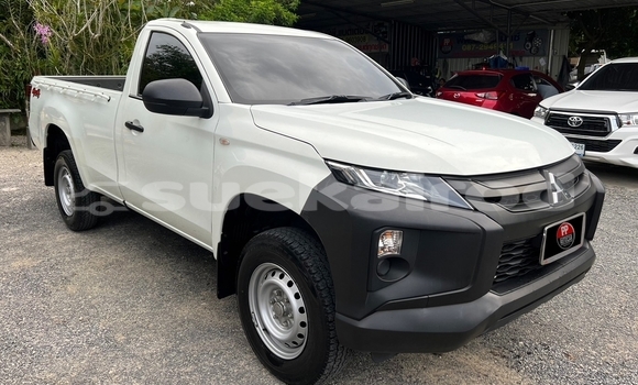 ซื้อ รถมือสอง Mitsubishi Triton ขาว รถยนต์ ใน %{เมือง} ใน สงขลา ซื้อ รถมือสอง Mitsubishi Triton ขาว รถยนต์ ใน %{เมือง} ใน สงขลา