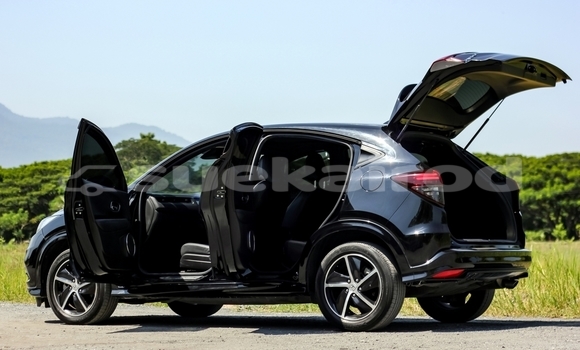 Buy Used Honda HR-V Black Car in Chiang Mai in Chiang Mai Buy Used Honda HR-V Black Car in Chiang Mai in Chiang Mai