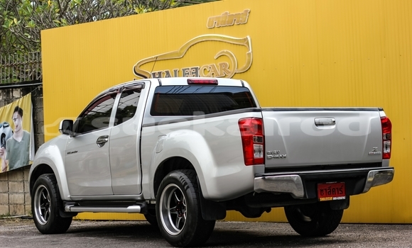 Buy Used Isuzu D-Max Other Car in Chiang Mai in Chiang Mai Buy Used Isuzu D-Max Other Car in Chiang Mai in Chiang Mai