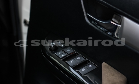 Buy Used Toyota Hiluxe Revo White Car in Chiang Mai in Chiang Mai Buy Used Toyota Hiluxe Revo White Car in Chiang Mai in Chiang Mai