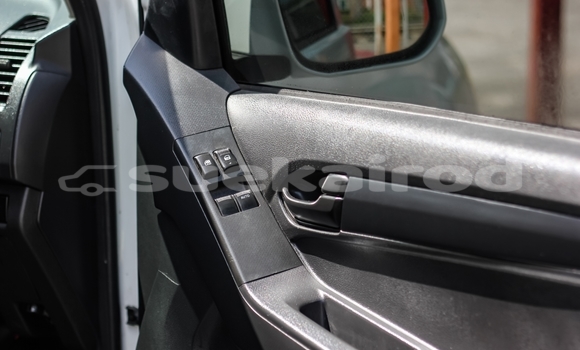 Buy Used Isuzu D-Max White Car in Chiang Mai in Chiang Mai Buy Used Isuzu D-Max White Car in Chiang Mai in Chiang Mai