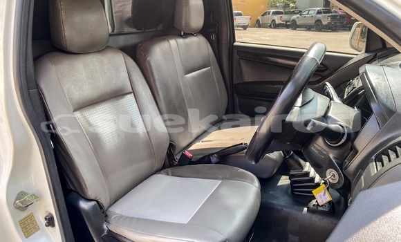 Buy Used Isuzu D-Max White Car in Chiang Mai in Chiang Mai Buy Used Isuzu D-Max White Car in Chiang Mai in Chiang Mai