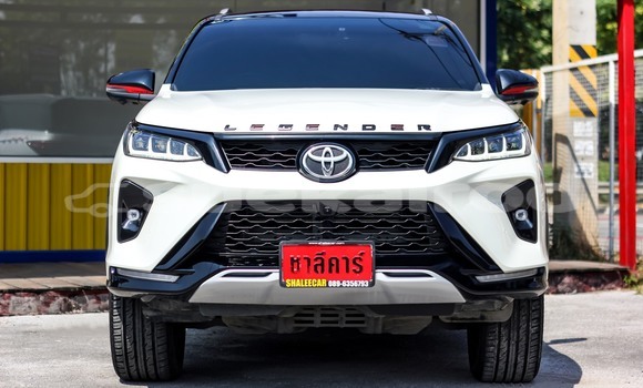 Buy Used Toyota Fortuner White Car in Chiang Mai in Chiang Mai Buy Used Toyota Fortuner White Car in Chiang Mai in Chiang Mai