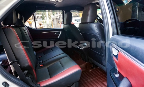 Buy Used Toyota Fortuner White Car in Chiang Mai in Chiang Mai Buy Used Toyota Fortuner White Car in Chiang Mai in Chiang Mai