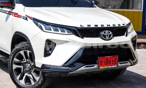 Buy Used Toyota Fortuner White Car in Chiang Mai in Chiang Mai Buy Used Toyota Fortuner White Car in Chiang Mai in Chiang Mai