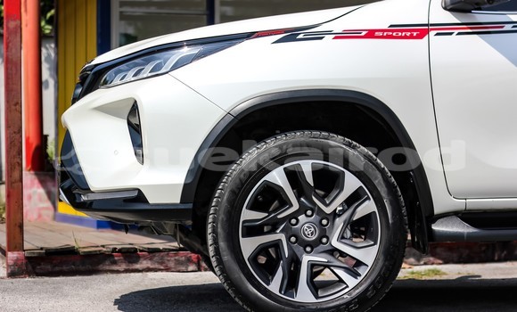 Buy Used Toyota Fortuner White Car in Chiang Mai in Chiang Mai Buy Used Toyota Fortuner White Car in Chiang Mai in Chiang Mai