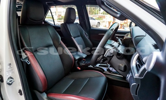 Buy Used Toyota Fortuner White Car in Chiang Mai in Chiang Mai Buy Used Toyota Fortuner White Car in Chiang Mai in Chiang Mai