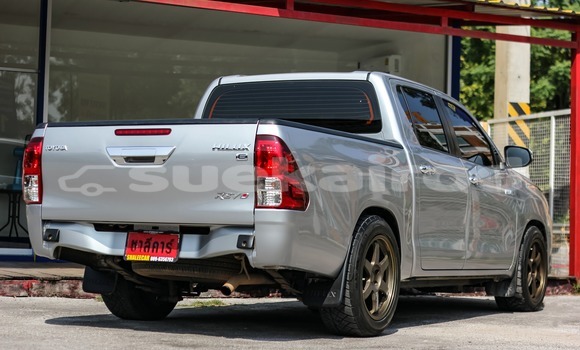 Buy Used Toyota Hiluxe Revo Other Car in Chiang Mai in Chiang Mai Buy Used Toyota Hiluxe Revo Other Car in Chiang Mai in Chiang Mai