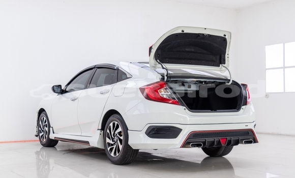 Buy Used Honda Civic White Car in Bangkok in Bangkok Buy Used Honda Civic White Car in Bangkok in Bangkok
