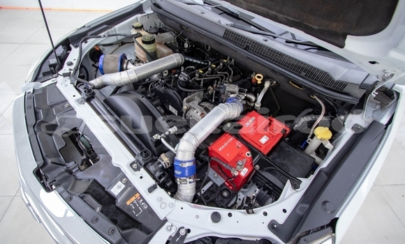 Buy Used Chevrolet Colorado White Car in Bangkok in Bangkok Buy Used Chevrolet Colorado White Car in Bangkok in Bangkok