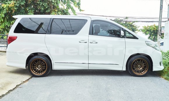 Buy Used Toyota Alphard White Car in Bangkok in Bangkok Buy Used Toyota Alphard White Car in Bangkok in Bangkok