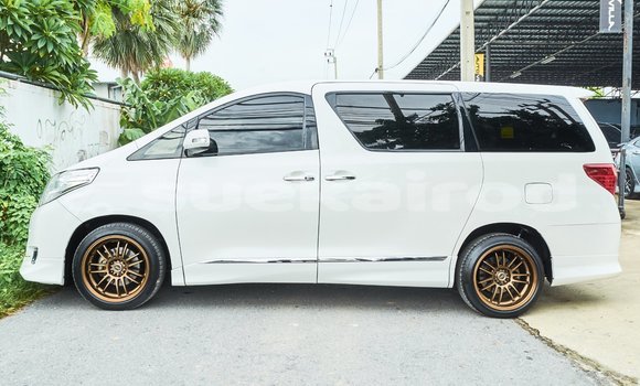 Buy Used Toyota Alphard White Car in Bangkok in Bangkok Buy Used Toyota Alphard White Car in Bangkok in Bangkok