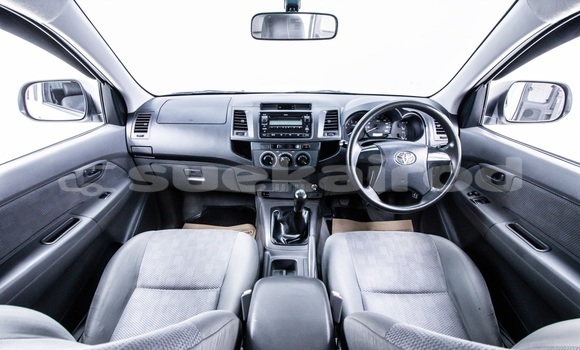 ซื้อ รถมือสอง Toyota Hiluxe VIGO ขาว รถยนต์ ใน %{เมือง} ใน กรุงเทพมหานคร ซื้อ รถมือสอง Toyota Hiluxe VIGO ขาว รถยนต์ ใน %{เมือง} ใน กรุงเทพมหานคร