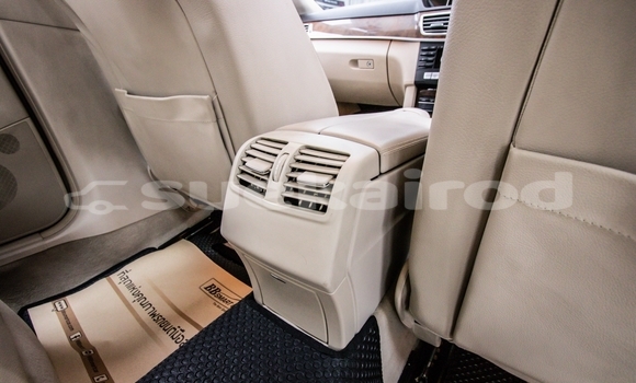 Buy Used Mercedes‒Benz E–Class Brown Car in Bangkok in Bangkok Buy Used Mercedes‒Benz E–Class Brown Car in Bangkok in Bangkok