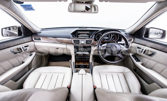 Buy Used Mercedes‒Benz E–Class Brown Car in Bangkok in Bangkok Buy Used Mercedes‒Benz E–Class Brown Car in Bangkok in Bangkok