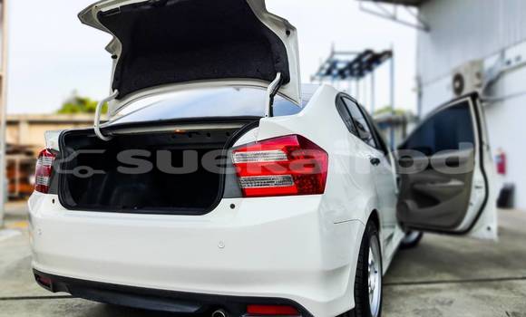 Buy Used Honda City White Car in Bangkok in Bangkok Buy Used Honda City White Car in Bangkok in Bangkok