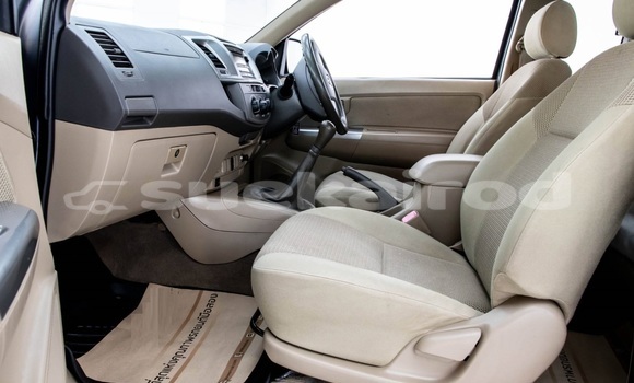 Buy Used Toyota Hiluxe VIGO Other Car in Bangkok in Bangkok Buy Used Toyota Hiluxe VIGO Other Car in Bangkok in Bangkok