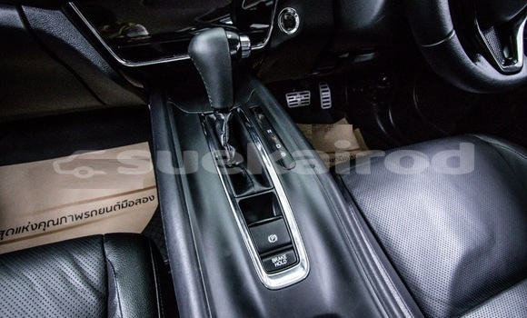 Buy Used Honda HR–V White Car in Bangkok in Bangkok Buy Used Honda HR–V White Car in Bangkok in Bangkok