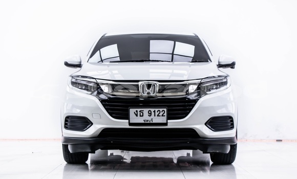 Buy Used Honda HR–V White Car in Bangkok in Bangkok Buy Used Honda HR–V White Car in Bangkok in Bangkok