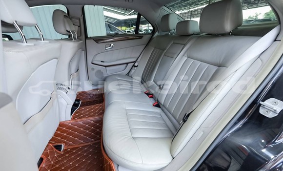 ซื้อ รถมือสอง Mercedes‒Benz E–Class สีดำ รถยนต์ ใน %{เมือง} ใน กรุงเทพมหานคร ซื้อ รถมือสอง Mercedes‒Benz E–Class สีดำ รถยนต์ ใน %{เมือง} ใน กรุงเทพมหานคร