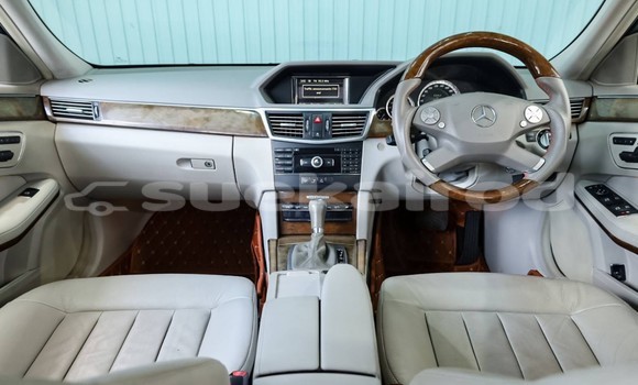 ซื้อ รถมือสอง Mercedes‒Benz E–Class สีดำ รถยนต์ ใน %{เมือง} ใน กรุงเทพมหานคร ซื้อ รถมือสอง Mercedes‒Benz E–Class สีดำ รถยนต์ ใน %{เมือง} ใน กรุงเทพมหานคร