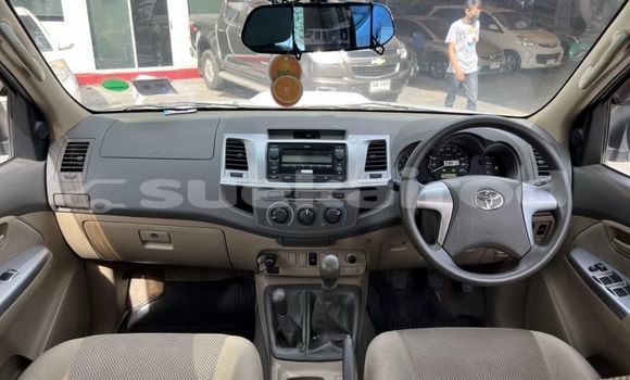 ซื้อ รถมือสอง Toyota Hiluxe VIGO ขาว รถยนต์ ใน %{เมือง} ใน กรุงเทพมหานคร ซื้อ รถมือสอง Toyota Hiluxe VIGO ขาว รถยนต์ ใน %{เมือง} ใน กรุงเทพมหานคร