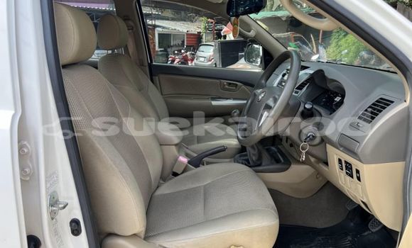 ซื้อ รถมือสอง Toyota Hiluxe VIGO ขาว รถยนต์ ใน %{เมือง} ใน กรุงเทพมหานคร ซื้อ รถมือสอง Toyota Hiluxe VIGO ขาว รถยนต์ ใน %{เมือง} ใน กรุงเทพมหานคร